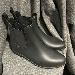 Women’s Target Boots